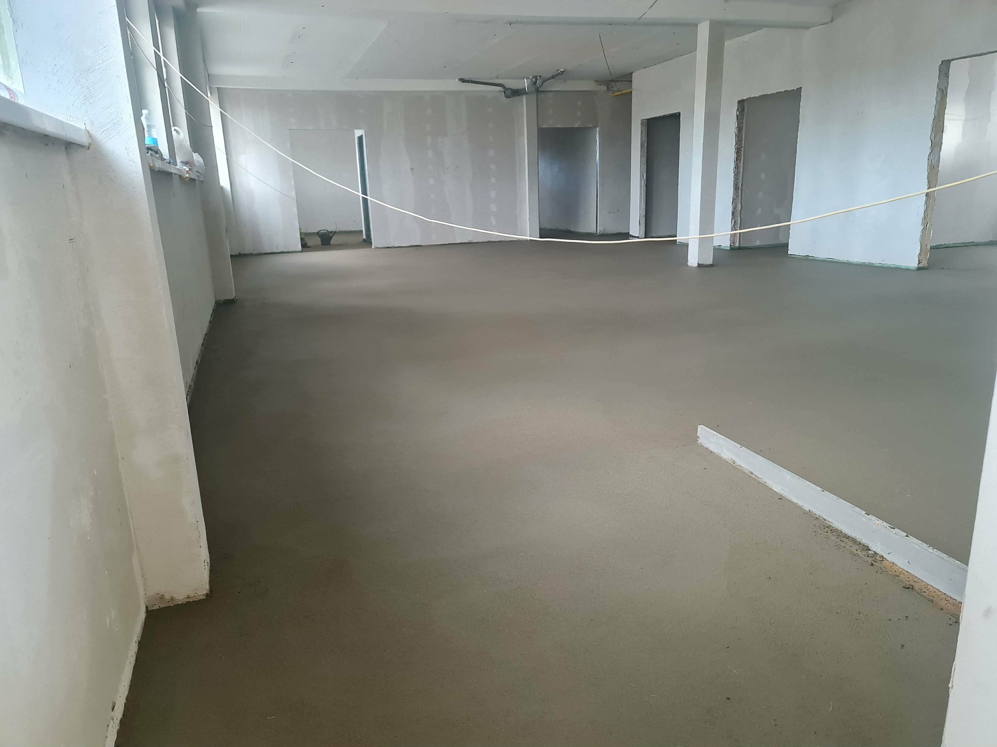 Atlikti grindų betonavimo darbai